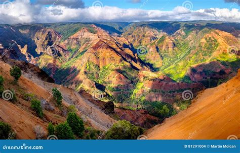 Vista Panoramica Del Paesaggio Del Canyon Di Waimea In Kauai Maui