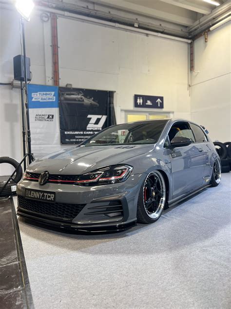 VW Golf VII AU AUV 1K 1KM Räder Turbo S 1 tlg Schwarz glänzend