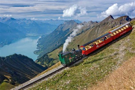 Lake Brienz, Switzerland - Pinlovely