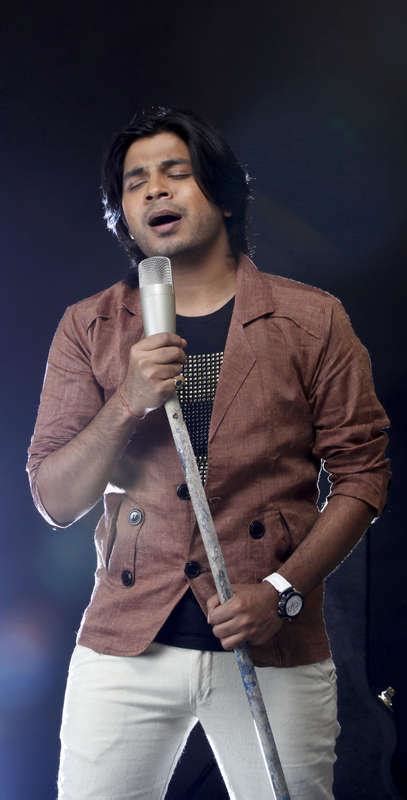 Aashiqui 2 Singer Ankit Tiwari And Ram Leela S Bhoomi Trivedi To Perform In Dubai Masala