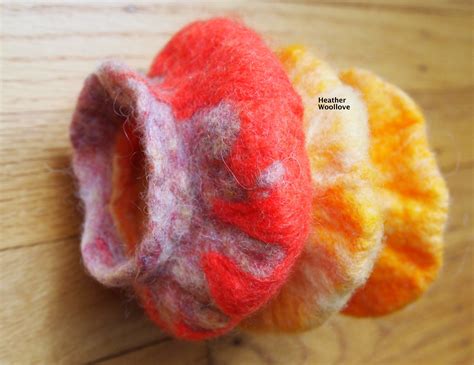 Wool love-functional fiber art: There Are 'Many Ways To Skin A Cat' (Idiom)