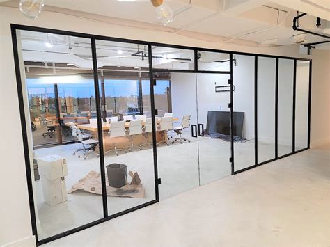 Glass Room Divider A Solution To The Modern Office Space Office Work Design