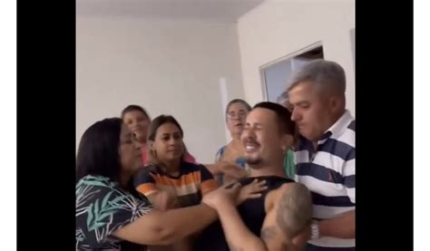 Carlinhos Maia Revolta Web Ao Expor Situa O Indiscreta Em Culto