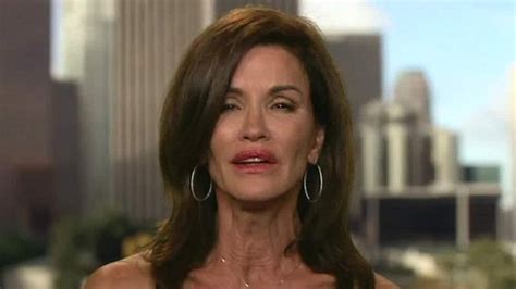 Janice Dickinson Reacts To Bill Cosby S Admissions Cnn Video