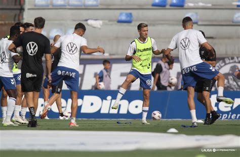 Temporada 2023 2024 LALIGA HYPERMOTION 10 CD Tenerife Vs Burgos