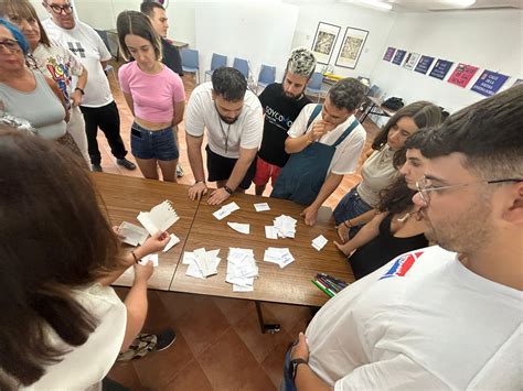 EL EQUIPO DE MUCHO + QUE VOLUNTARIOS PARTICIPA EN UNA NUEVA FORMACIÓN