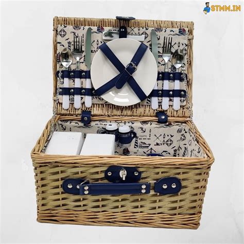 Cape Town Wicker Picnic Basket With Crockery STMM IN