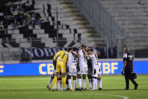 Ponte Preta confira a provável escalação para enfrentar o Santos