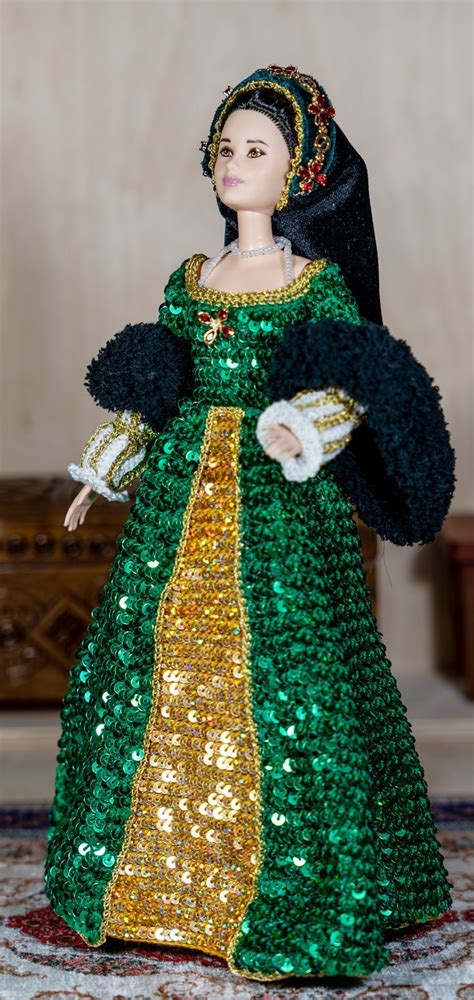 Queen Anne Boleyn Green Dress Handmade Crochet Medieval Historical