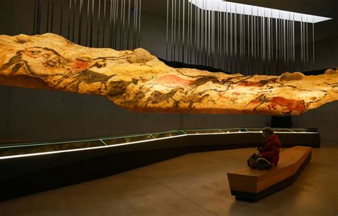 You No Longer Need To Visit The Lascaux Caves To Tour Them, Here's How