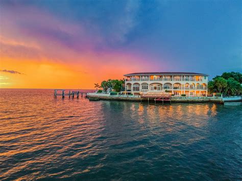 2023 Tampa Real Estate Trends | Fine Sells