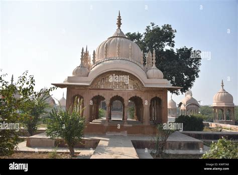 Kusum Sarovar, Vrindavan, Mathura, India Stock Photo - Alamy