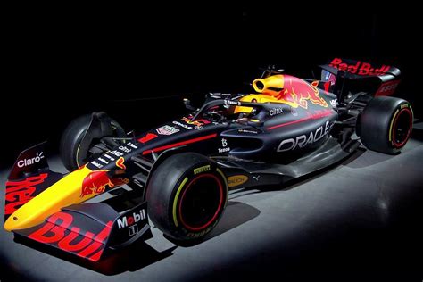 Red Bull Presenta El Rb Su Coche Para La F De