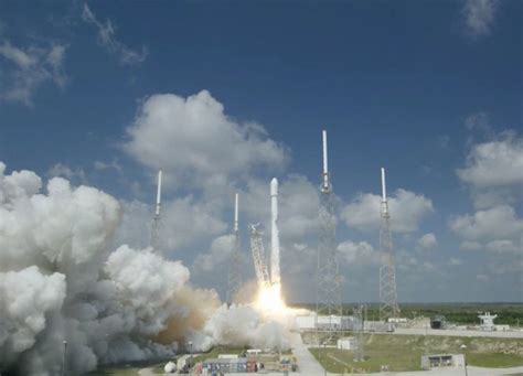 Spacex Successfully Launches Eutelsat West B And Abs A Satellites