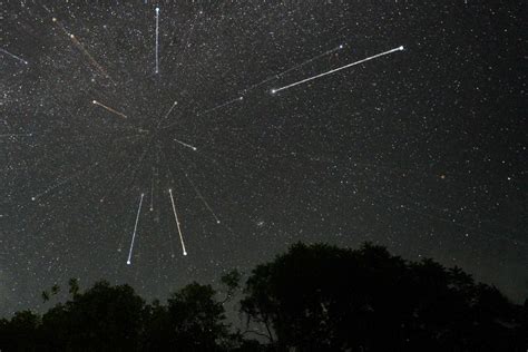 See The Geminid Meteor Shower 2023 Light Up The Sky In These Amazing Photos Space