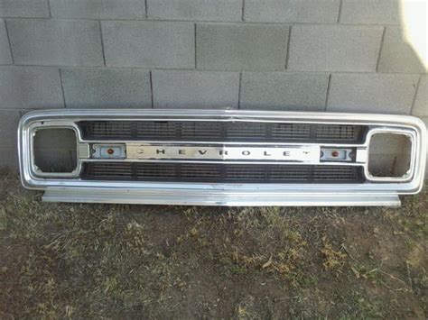 Chevy C10 Grille