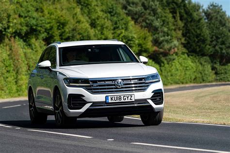 Volkswagen Touareg First Drive Review Vw S Bentley Motoring