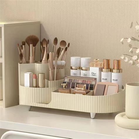 Amazon.com: Rotating Large Capacity Cosmetic Display Case,Bathroom ...