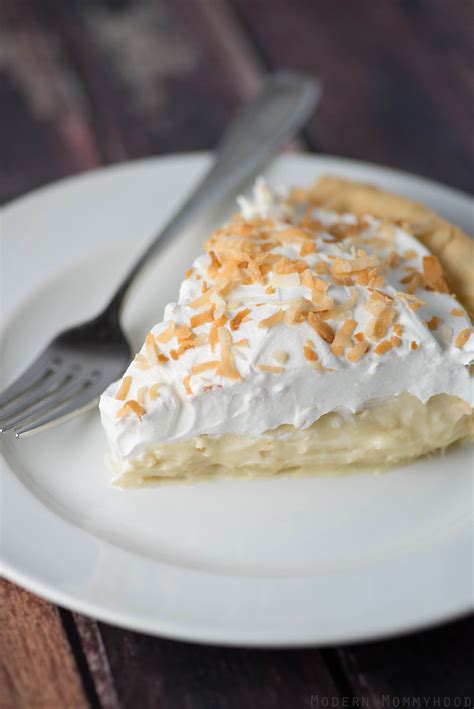 Old Fashioned Coconut Cream Pie Modernly Morgan