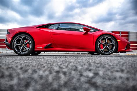 Lamborghini Huracan Evo 4k Wallpaper