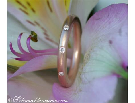 Feiner Brillanten Ring Im Sternenhimmel Design In Gelbgold