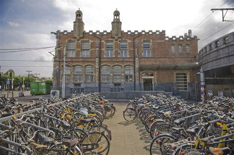 Gent Sint Pieters Railway Station Ghent