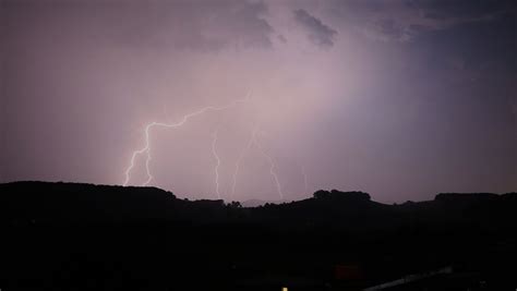 Vid Os Orages Des Dommages Subis Par D Impressionnantes Chutes De