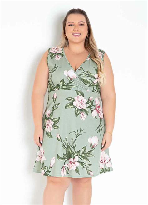 Vestido Floral Verde Com Transpasse Plus Size Marguerite