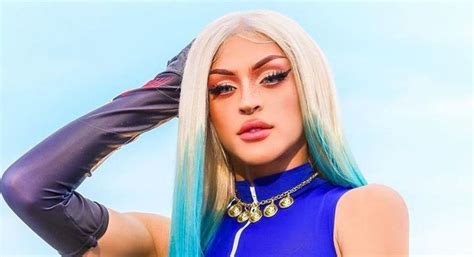 Pabllo Vittar surge em foto mostrando parte íntima e semelhança