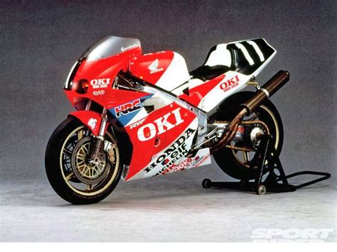 Honda RVF 750 Gardner Doohan 8 Hours Suzuka 1991 Motocicleta De