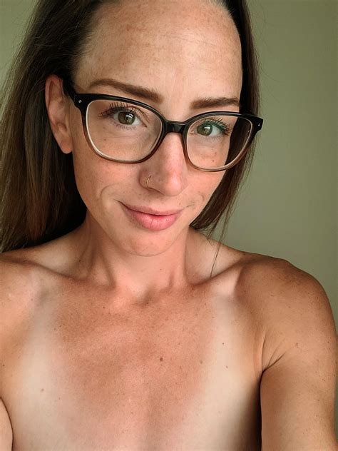 Freckle Friday ️‍🔥 Rfreckledgirls