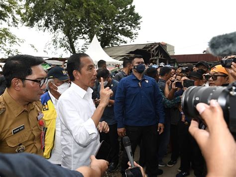 Meniru Negara Lain Jokowi Larang Jual Rokok Eceren Demi Kesehatan