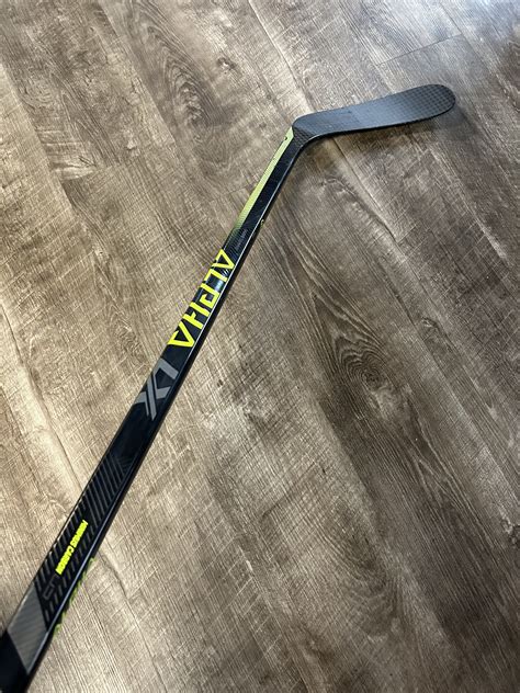 Warrior Right W90 85 Flex Hockey stick Alpha Lx 20 | SidelineSwap