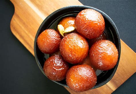 Gulab Jamun Spice And Colour