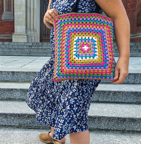 Ravelry Granny Square Tote Bag Pattern By Maria J Czmyk