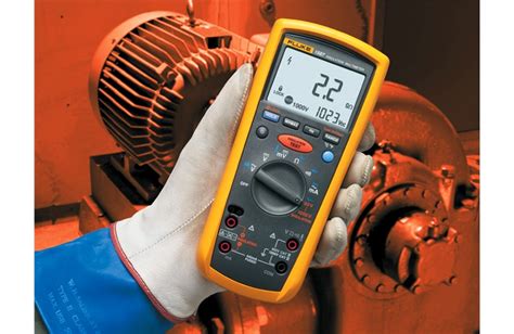 Fluke Fc In Insulation Multimeter With Fluke Connect