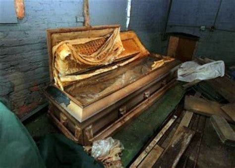 Emmett Till's Casket Heads To The Smithsonian