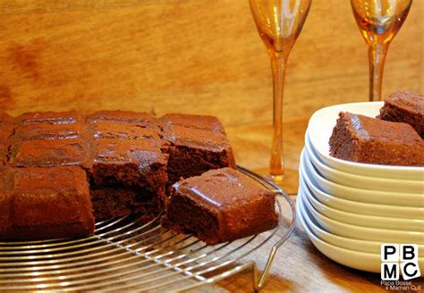 Carré fondant au chocolat et lait de coco À Lire