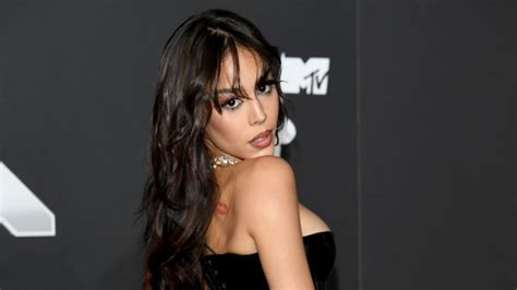 Danna Paola Arrasa En Los Mtv Vmas Con Elegante Look De L Tex Y