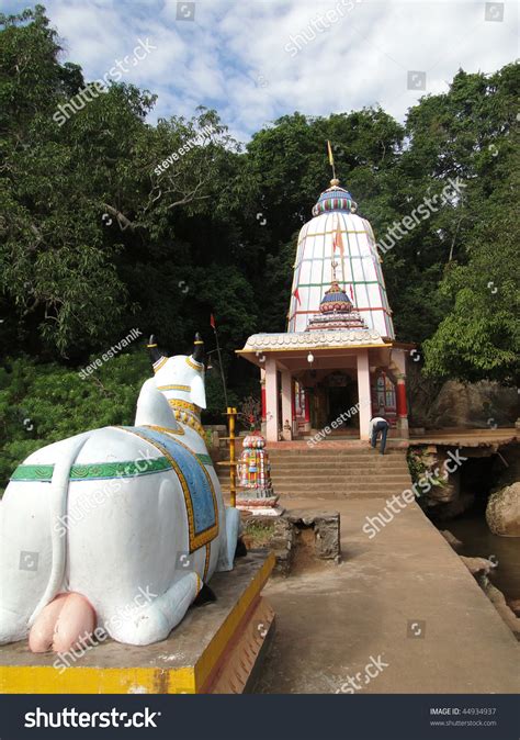 Statue Nandi Bull Outside Shiva Temple Stock Photo 44934937 | Shutterstock