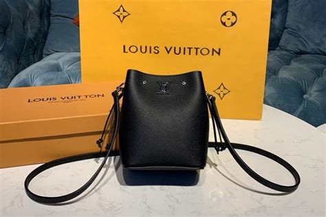 Louis Vuitton M68709 LV Nano Lockme Bucket Bags Black Grained Calf