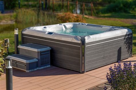 Why Wellis Spa Hot Tubs Are The Best On The Pineville Nc Market