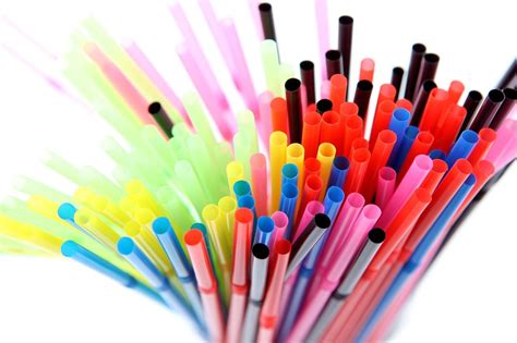 Are Plastic Straws Recyclable? [How to Properly Recycle & Dispose ...