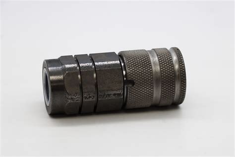 COUPLER FEMALE FLAT FACE 3/8" BODY 1/2" NPT | Blue Diamond Attachments