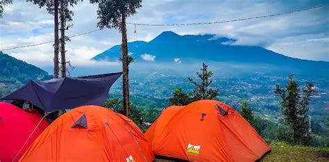 keindahan bukit cirimpak camping ground puncak  ketinggian  mdpl