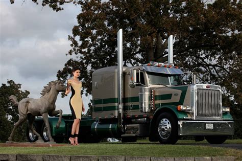 Chrome And Elegance Calendar Trucks N Models Big Rig Trucks Trucks