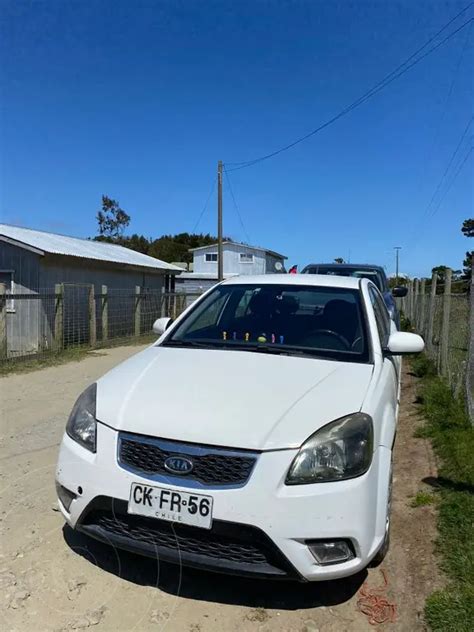 Kia Rio L Ex Ci Full Aut Usado Color Blanco Precio