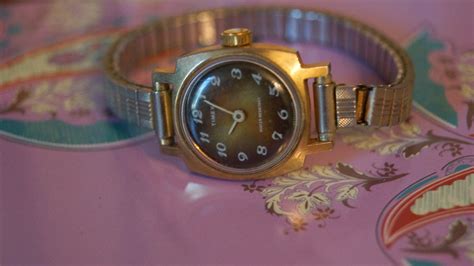 Vintage Timex Ladies Watch With A Stretch Band