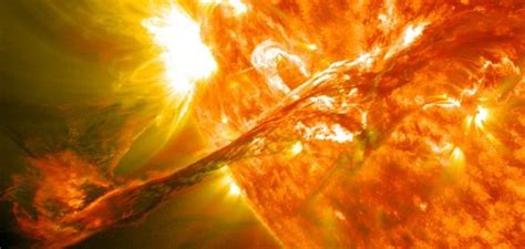 The Suns Magnetic Field Is About To Reverse Smithsonian