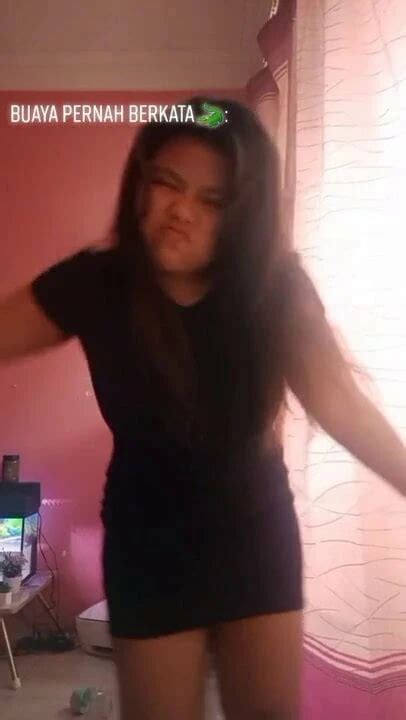 Awek Tiktok Gelek Seksi Free HD Porn Video XHamster